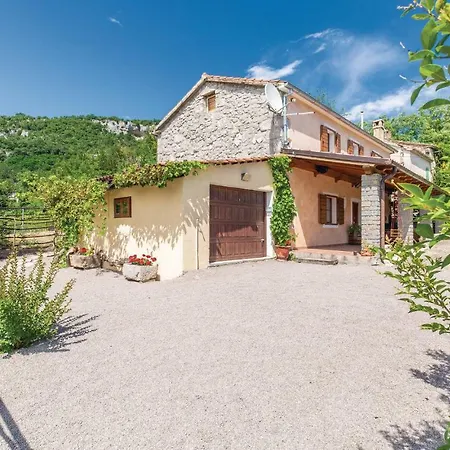 Two-bedroom Holiday In Holiday home